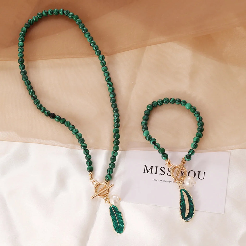 Emerald Spirit – Malachite Healing Necklace