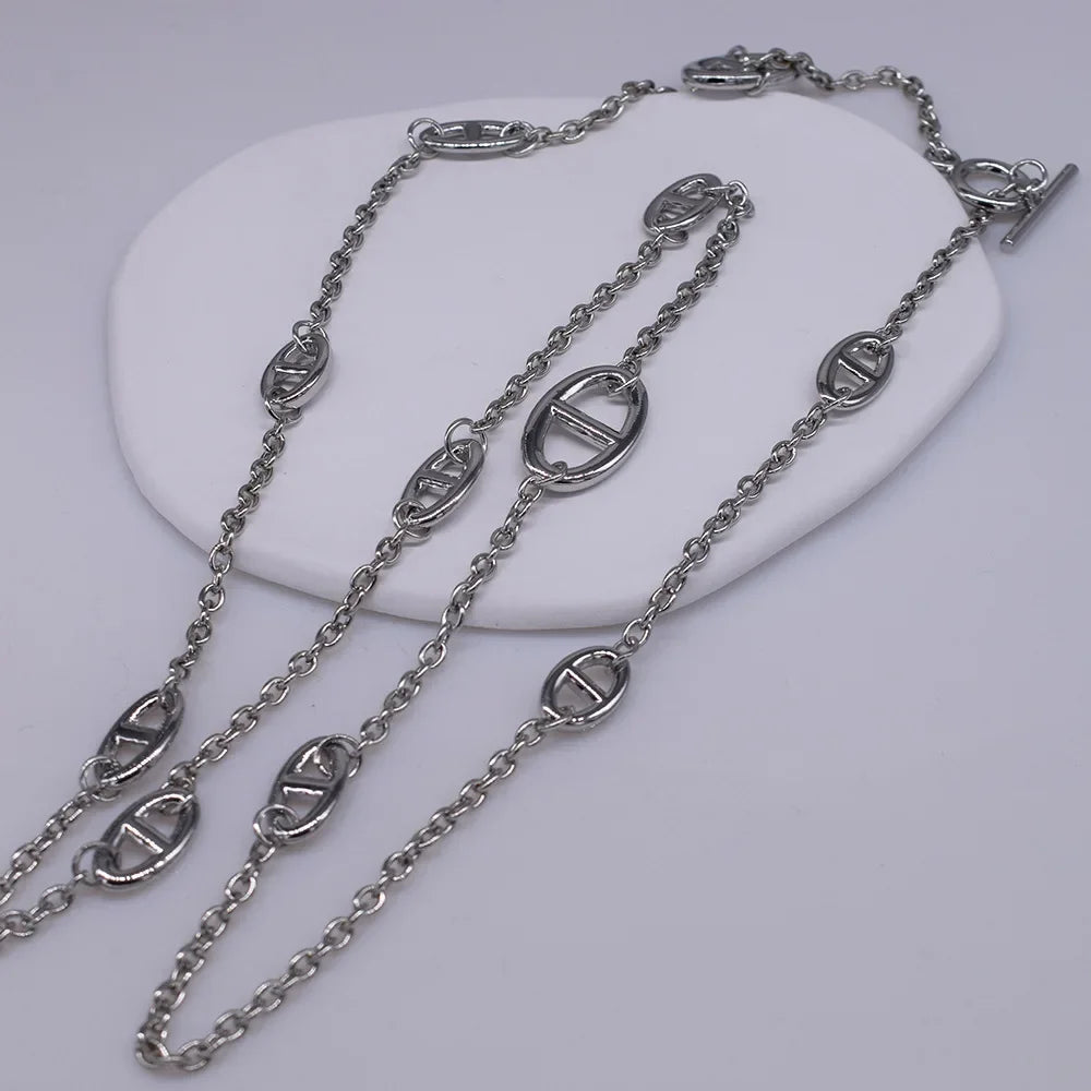 Luxe Trinity Gold Necklace