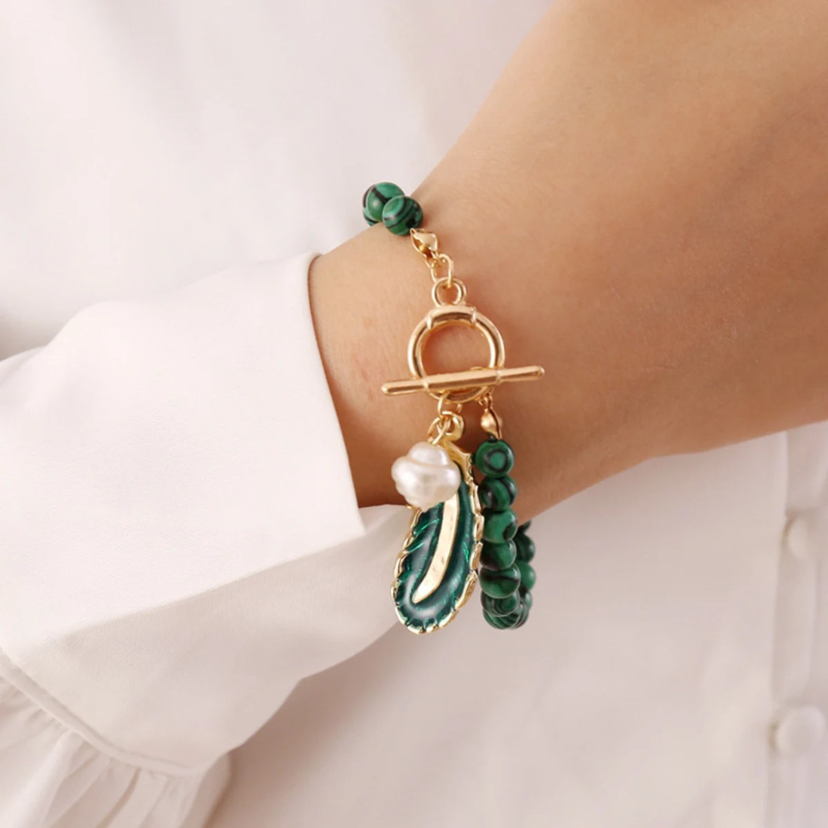 Emerald Spirit – Malachite Healing Necklace
